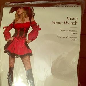 Ladies pirate costume—never worn.